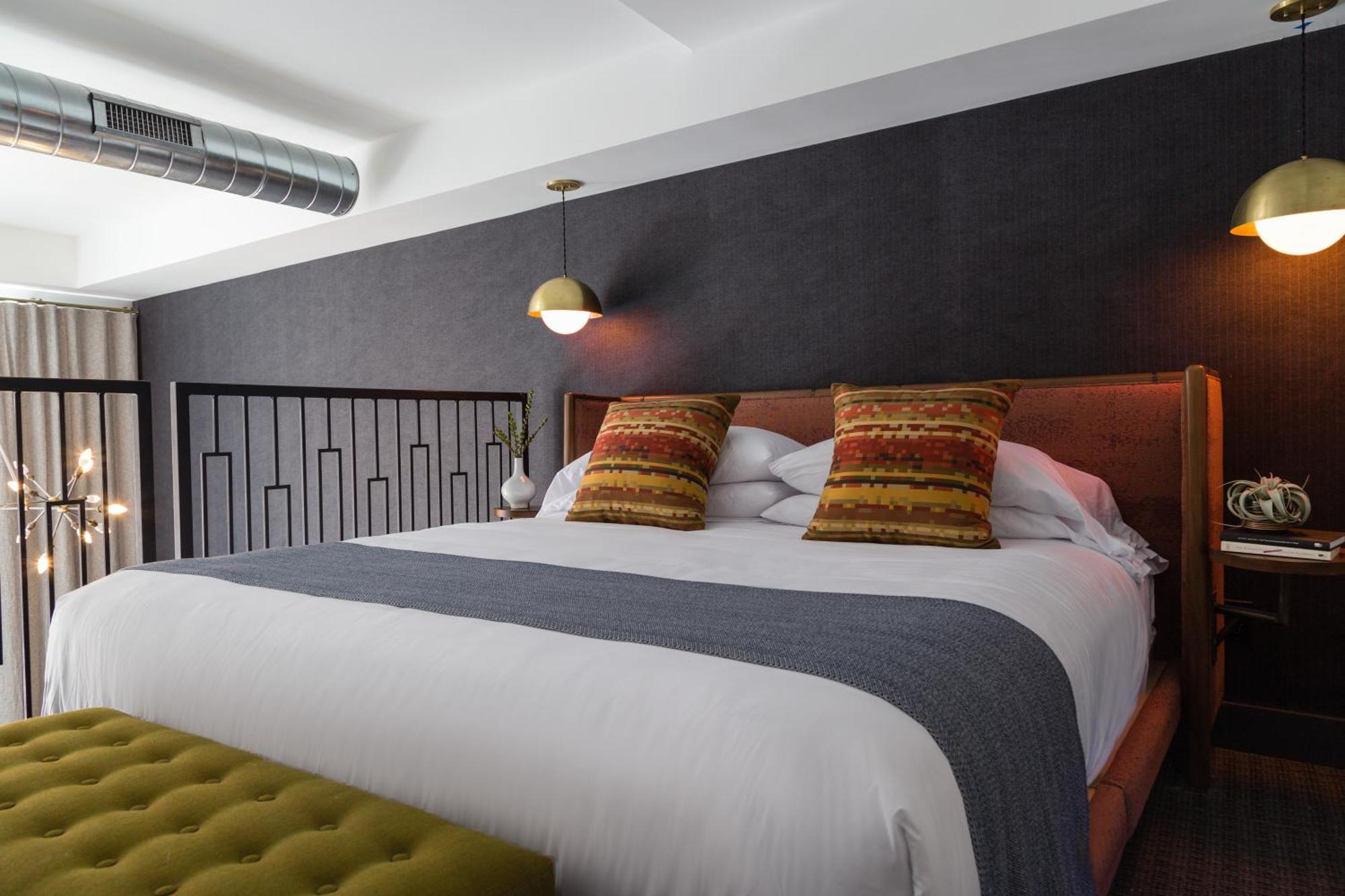 The Hotel Сейлем Екстер'єр фото